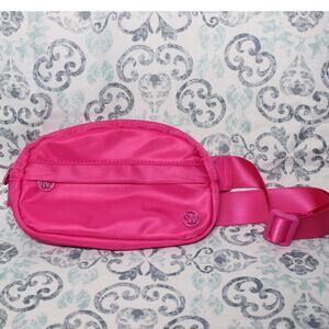 Steve Madden Hot Pink Belt‎ Bag OS